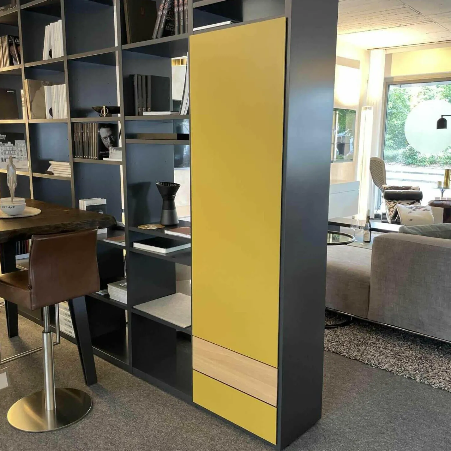 Interlübke Regale|Raumteilerregal Studimo Lack Matt Anthrazit Fronten Lack Matt Curry Eiche Furnier