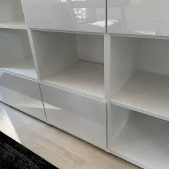 Interlübke Regale|Raumteilerwand Studimo Korpus Lack Matt Schneeweiß M03 Front Lack Hochglanz Schneeweiß M74 Mit Leiter