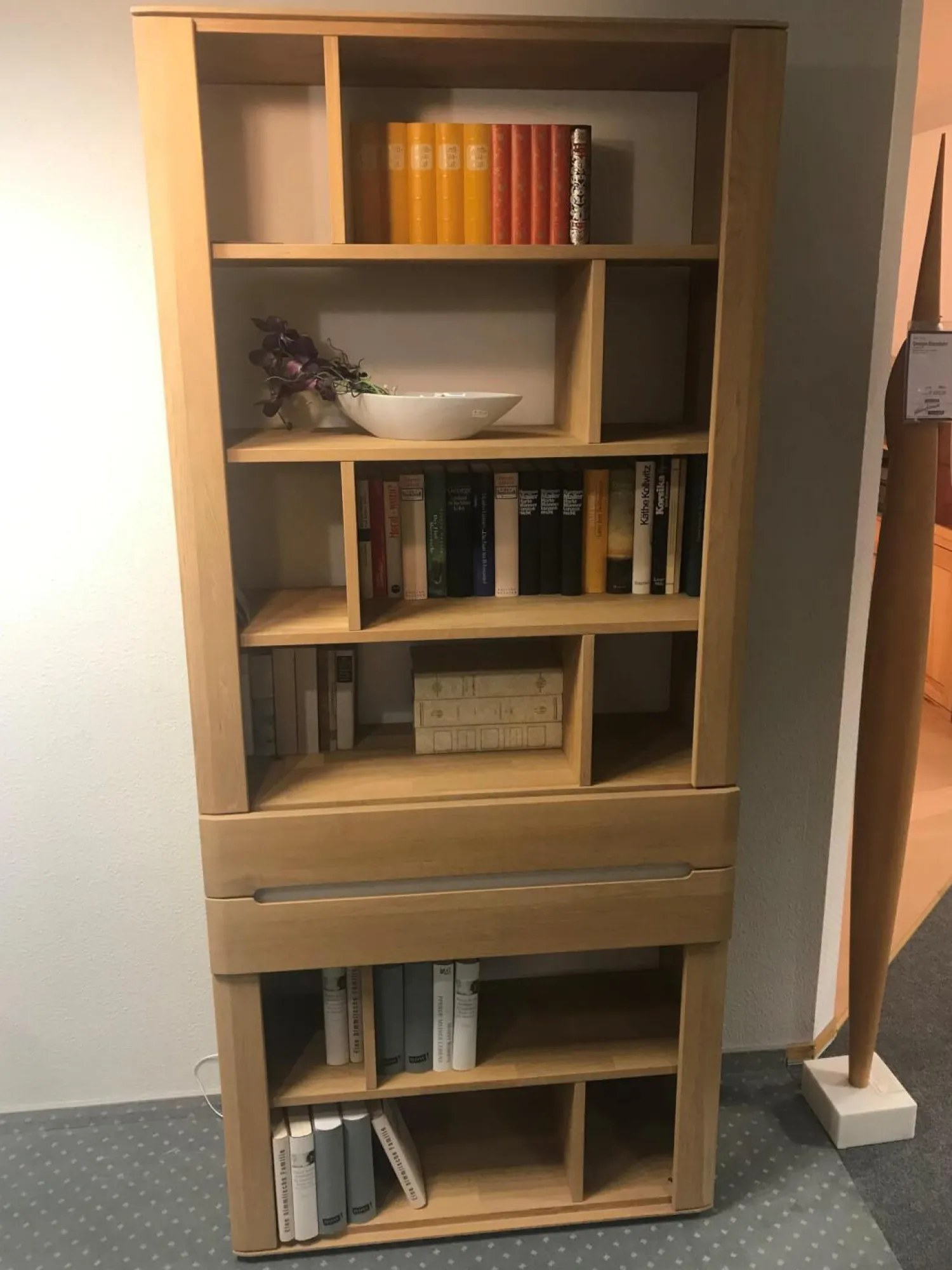 Decker Regale|Regal Modell Laguna Ausführung Eiche Bianco Massiv mit Zubehör und Beleuchtung