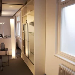 Porro Regale|Regal System Mattlackiert Weiß Türen Aus Iron Glas Transparent Mit Beleuchtung