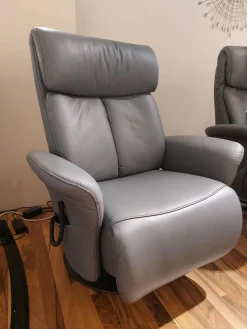 himolla Relaxsessel|Relaxsessel 7727 Type 86O Leder Longlife Rustica Azuro Grau Blau Tellerfuß Stahl Anthrazit Mit Verstellungen 2 Motorisch