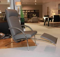 IP Design Relaxsessel|Relaxsessel Curve Leder Elefante Grau Gestell Stahlrundrohr Glänzend Verchromt