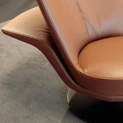 FSM Relaxsessel|Relaxsessel FM-180 Pli Bezug Leder Living Whisky Braun Tellerfuß Metall Schwarzmatt Beschichtet