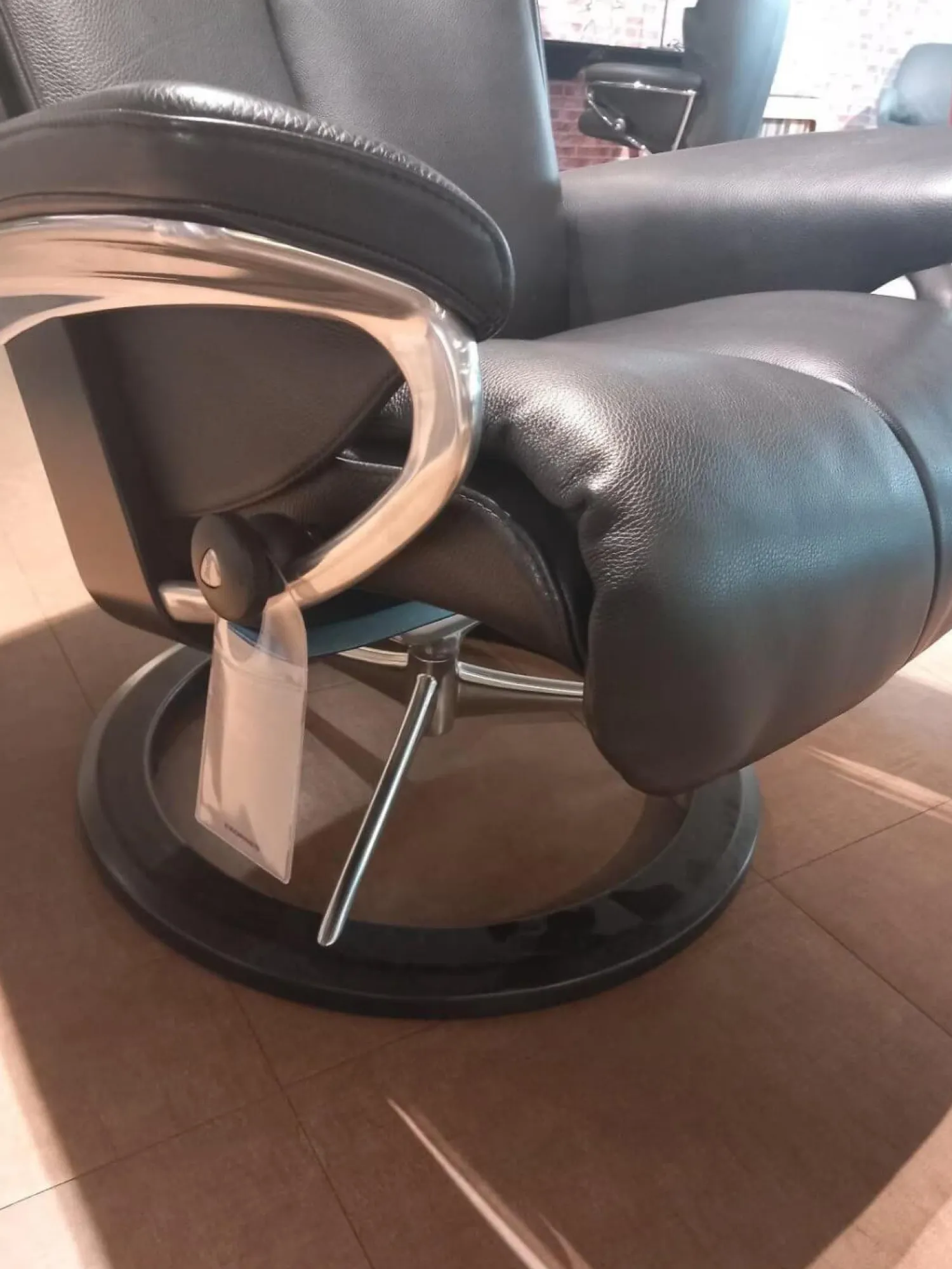 Stressless Relaxsessel|Relaxsessel Magic S Leder Noblesse Black Schwarz Gestell Signature Holz Schwarz Metall Matt Inklusive Hocker