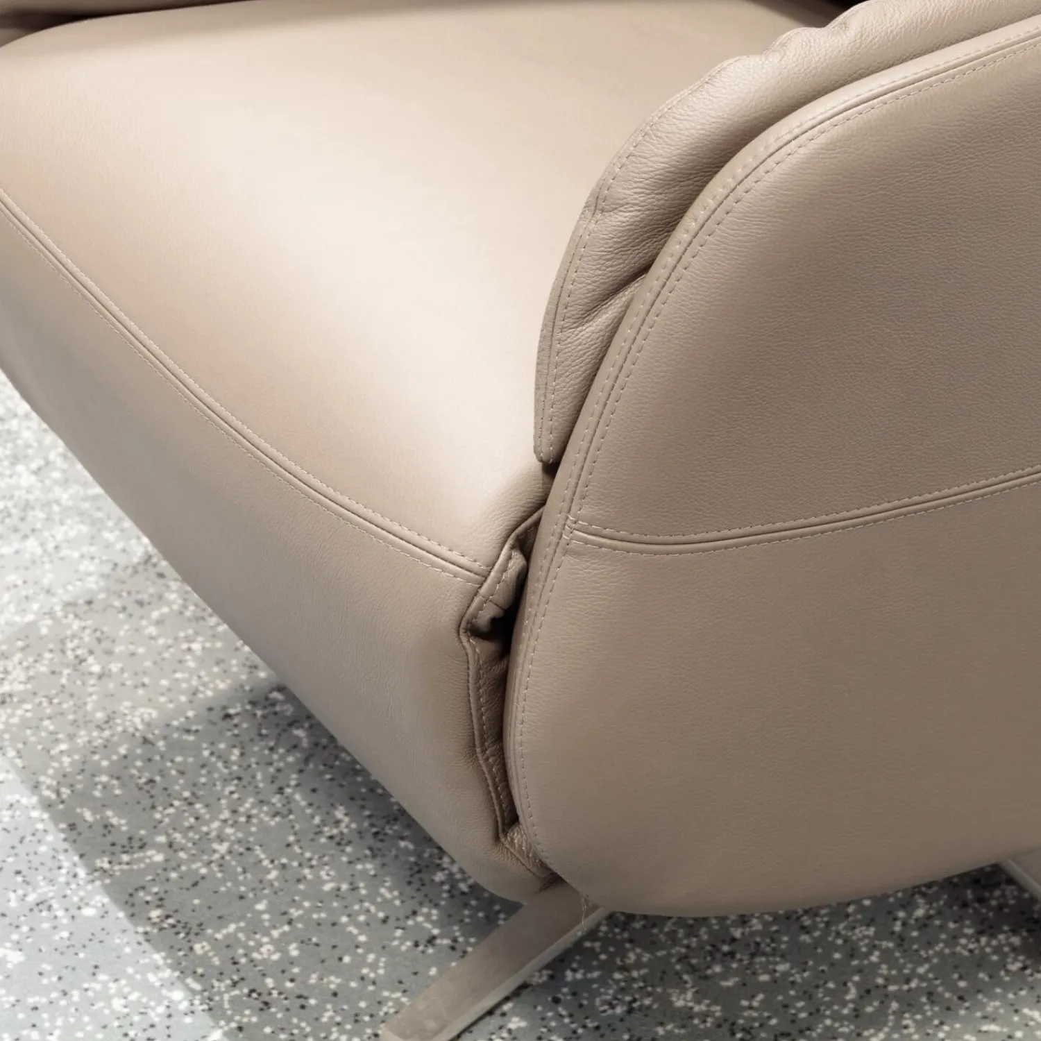 Puhlmann Relaxsessel|Relaxsessel Montreal Bezug Leder Dea 1281 Anthrazit Sternfuß Aluminium Matt Inklusive Akku