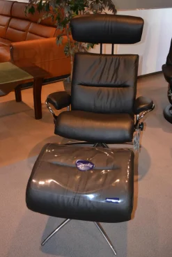 Stressless Relaxsessel|Relaxsessel Tokyo Star M Niedrige Leder Paloma Black Schwarz Mit Hocker Rückenlehne Mit Kopfstütze Standard Base Star Base