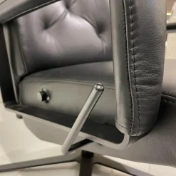 WK Wohnen Relaxsessel|Relaxsessel WK 682 Flori Leder 40 Royal 100 Gestell Schwarz Pulverbeschichtet