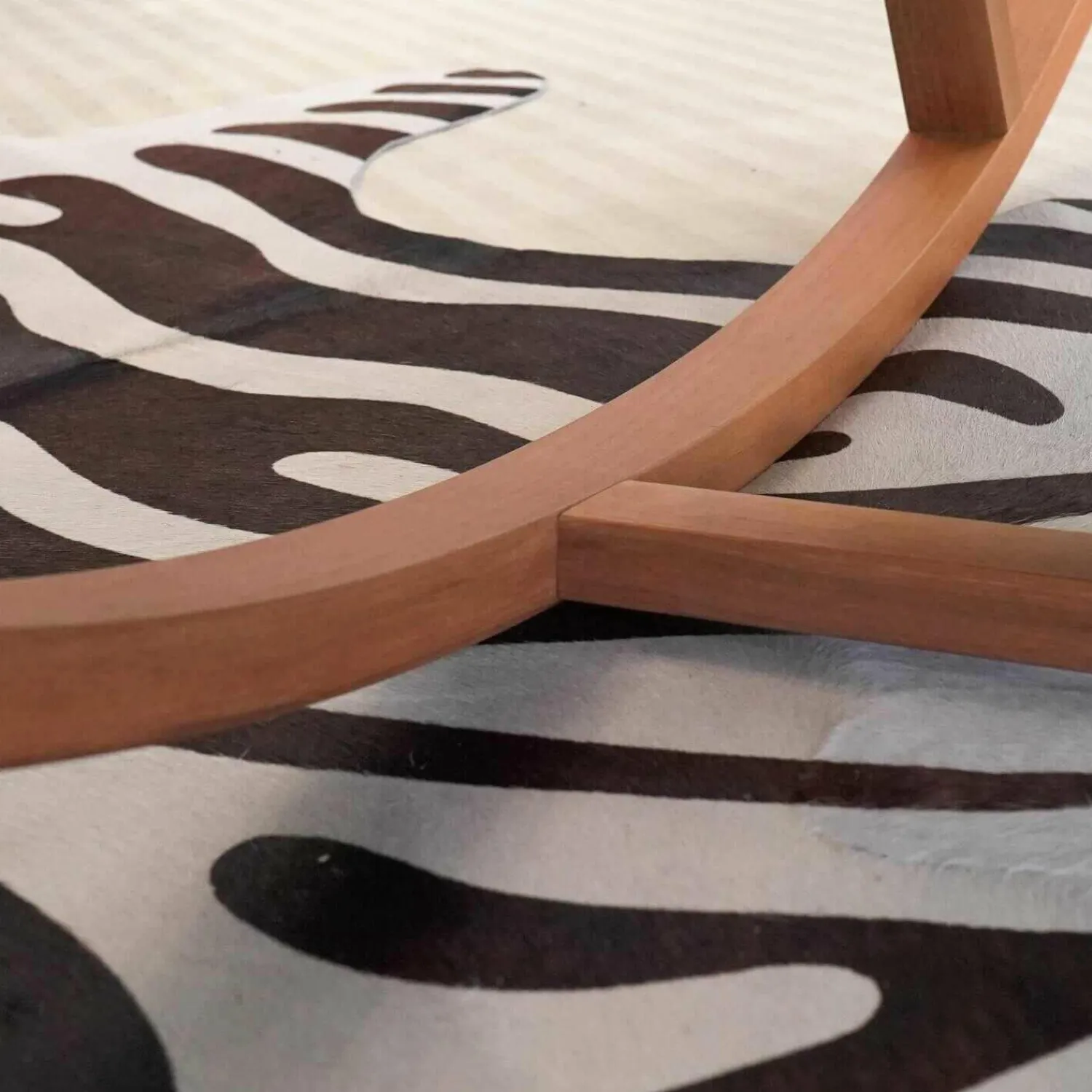 Bielefelder Werkstätten Relaxsessel|Schaukelsessel Tribeca Kavallerietuch Grau Braun mit Nackenkissen