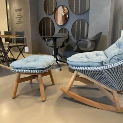 DEDON Loungemöbel|Schaukelstuhl MBrace Geflecht Baltic Blau Grau Sitzfläche Stoff MARnori Blau Grau Gestell Teak Mit Hocker