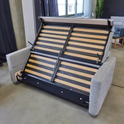 Signet Schlafsofas|Schlafsofa Lazlo Stoff Mambo Hellgrau Kufe Edelstahl Gebürstet