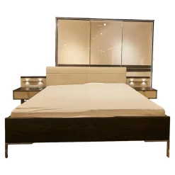 Mondo Kleiderschränke|Schlafzimmer Andro Front und Korpus Eiche Mocca Nachbildung Drehtürenschrank 2 Nachttische Doppelbett Mit Polsterkopfteil Kieselgrau Ohne Matratze Und Lattenrost