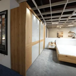 Wiemann Ganze Schlafzimmer|Schlafzimmer Modena Plus Eiche Bianco Glas Leder Champagner Inklusive LED Flexleuchten Bett Ohne Matratze Ohne Lattenrost