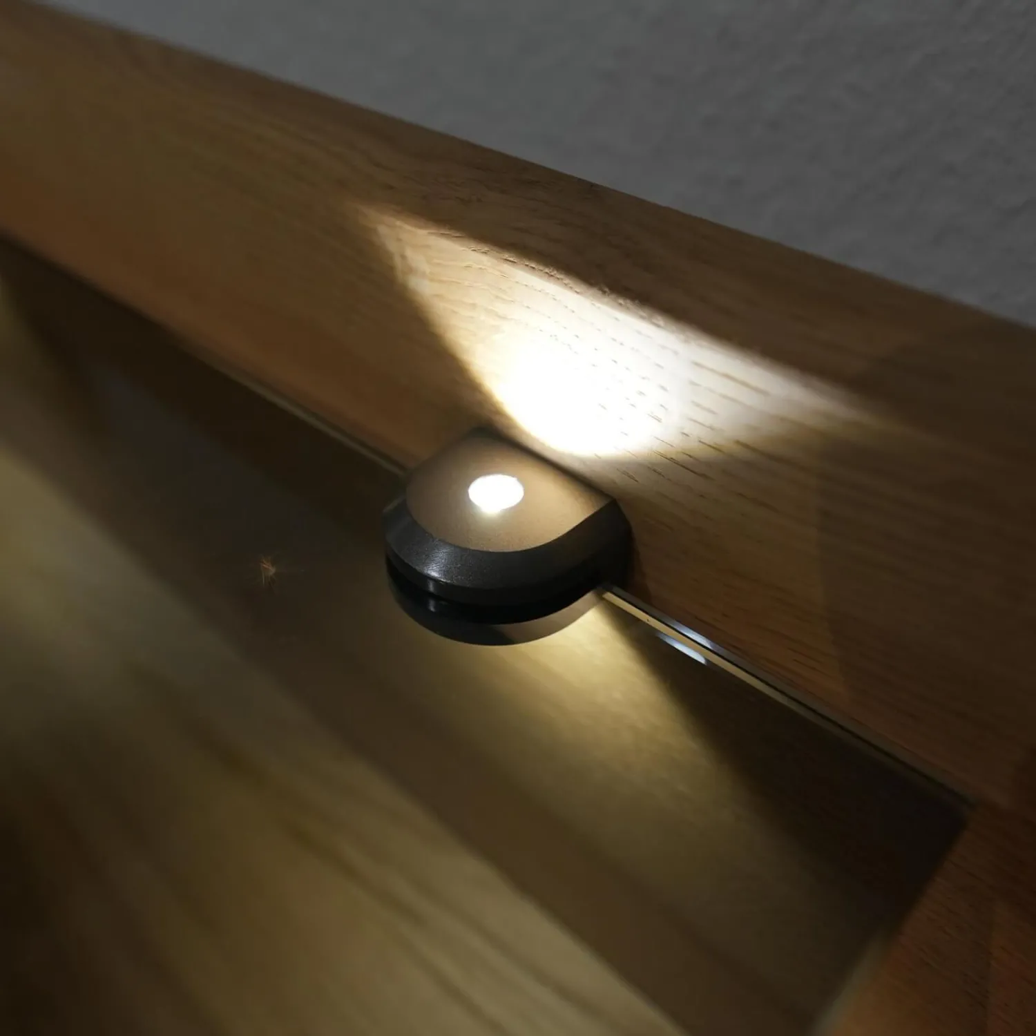 Wiemann Ganze Schlafzimmer|Schlafzimmer Modena Plus Eiche Bianco Glas Leder Champagner Inklusive LED Flexleuchten Bett Ohne Matratze Ohne Lattenrost