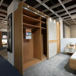 Wiemann Ganze Schlafzimmer|Schlafzimmer Modena Plus Eiche Bianco Glas Leder Champagner Inklusive LED Flexleuchten Bett Ohne Matratze Ohne Lattenrost