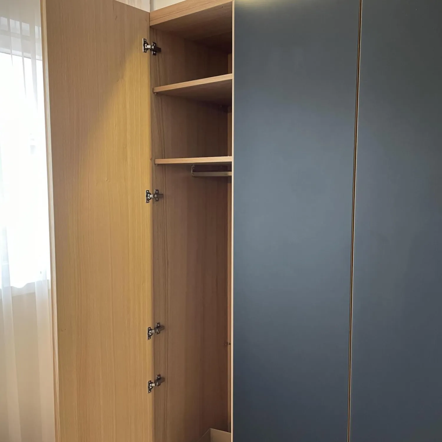 Voglauer Ganze Schlafzimmer|Kleiderschränke|Schlafzimmer V-PUR Mit Kleiderschrank Bett Und Nachttischen Eiche Altholz Loden Basaltgrau Frontglas Anthrazit