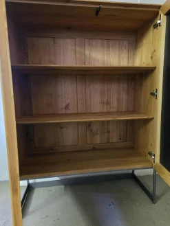 Scholtissek Vitrinen & Highboards|Schrank Alleskönner Korpus Knorrige Eiche Puro Geölt Front Betonoptik Grau Gestell Rohstahl Schwarz Lackiert