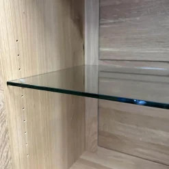 Scholtissek Regale|Schrank Artus Korpus Knorrige Eiche Puro Geölt Glas 9005 Schwarz Matt