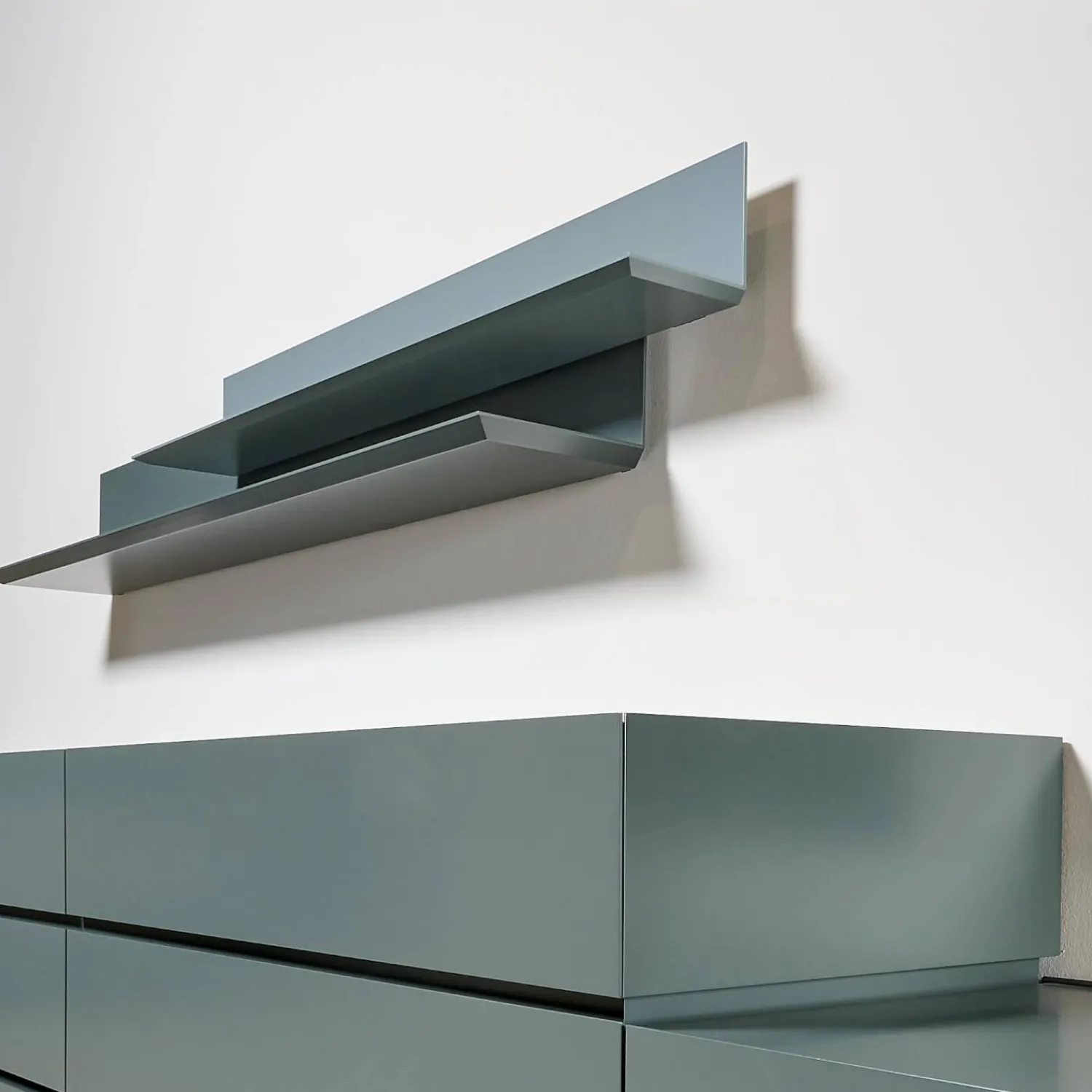 Interlübke Kommoden & Sideboards|Schrank Sideboard Cube Bold Lack Bahia Mit Iilu Regalen Lack Bahia Und Lack Laguna Blau