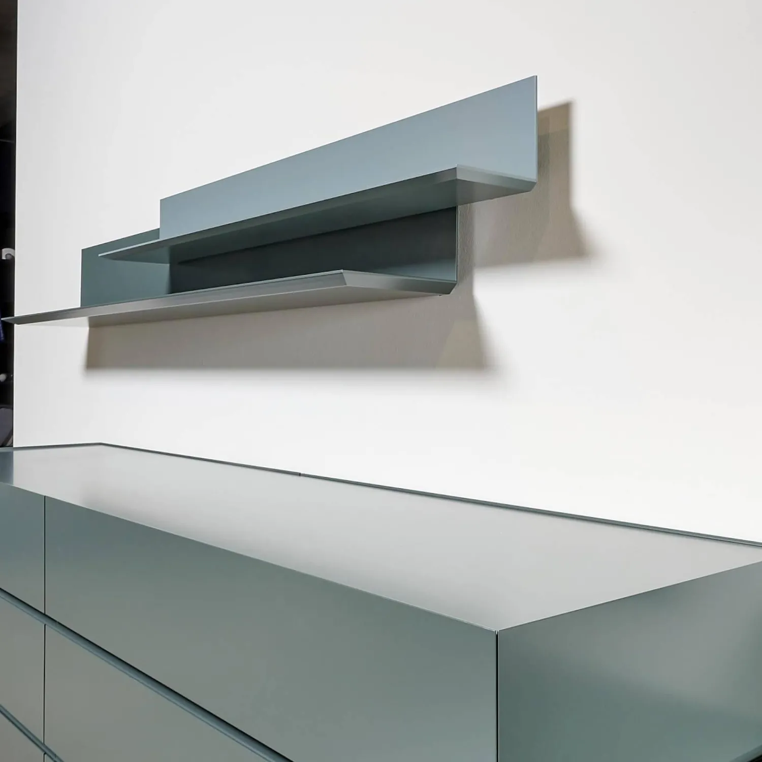 Interlübke Kommoden & Sideboards|Schrank Sideboard Cube Bold Lack Bahia Mit Iilu Regalen Lack Bahia Und Lack Laguna Blau