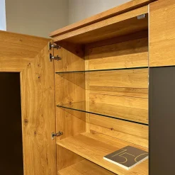 Scholtissek Vitrinen & Highboards|Schrank Varus Asteiche mit Glas Grau Knorrige Eiche Geölt Floatglas Dunkelbraun Matt