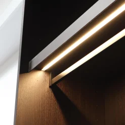 Porro Garderoben|Schrankwand Struktur Eukalyptusfarben Fachböden Bezug Ecoleder Mit Beleuchtung