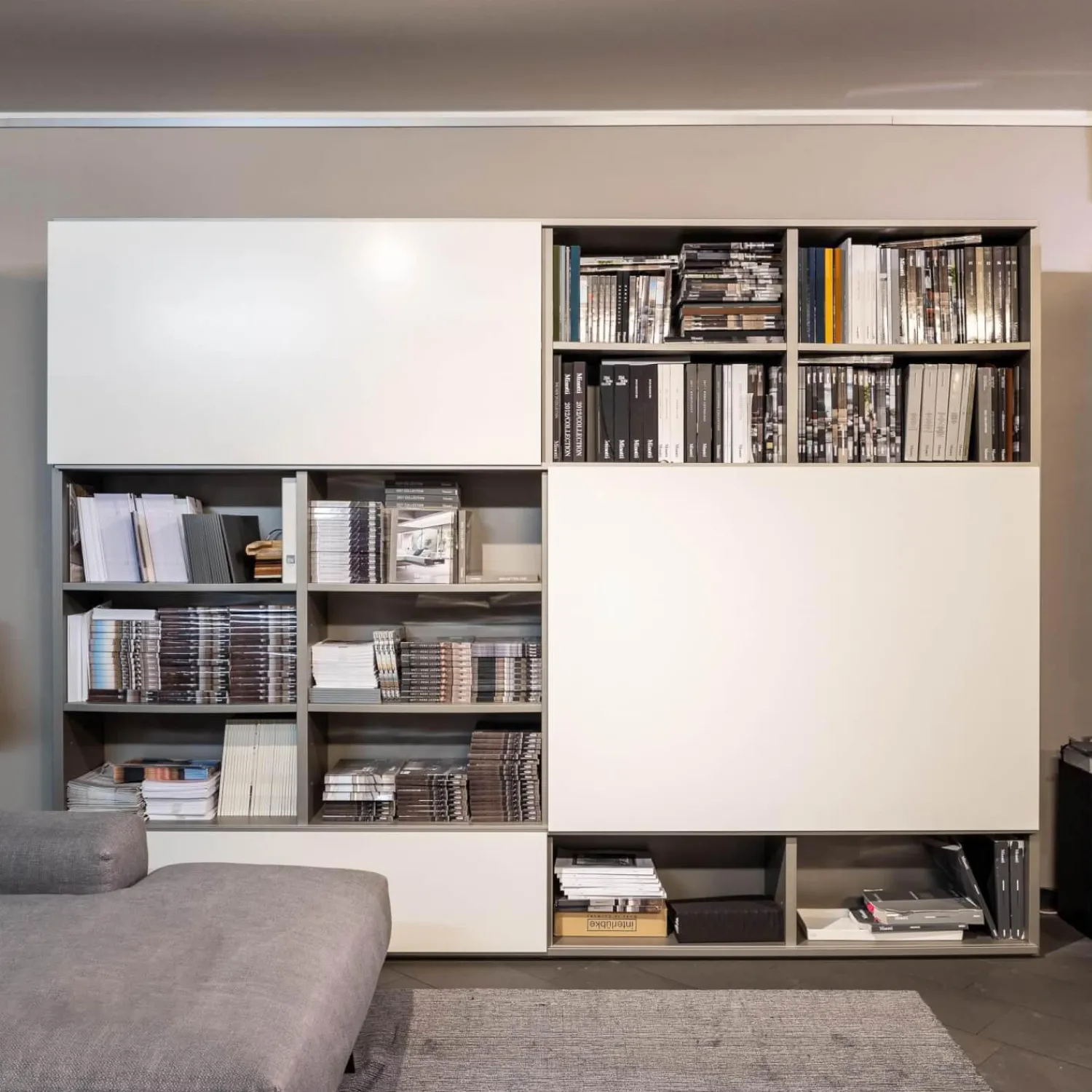 Interlübke Wohnwände & Tv-Lowboards|Schrankwand Studimo Lack Silbergrau Metallic Schiebetüren Lack Schneeweiß