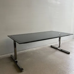 Walter Knoll Schreibtische & Sekretäre|Schreibtisch Berlin Table 140 T1 Platte Rauchglas Schwarz Gestell Profilstahl Schwarz Chrom Mit Kunststoffgleitern