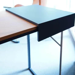 Cattelan Italia Schreibtische & Sekretäre|Schreibtisch Clarion Platte Geprägtes MDF Und Nussbaum Gestell Stahl Schwarz Inklusive Sessel Ginger Ale