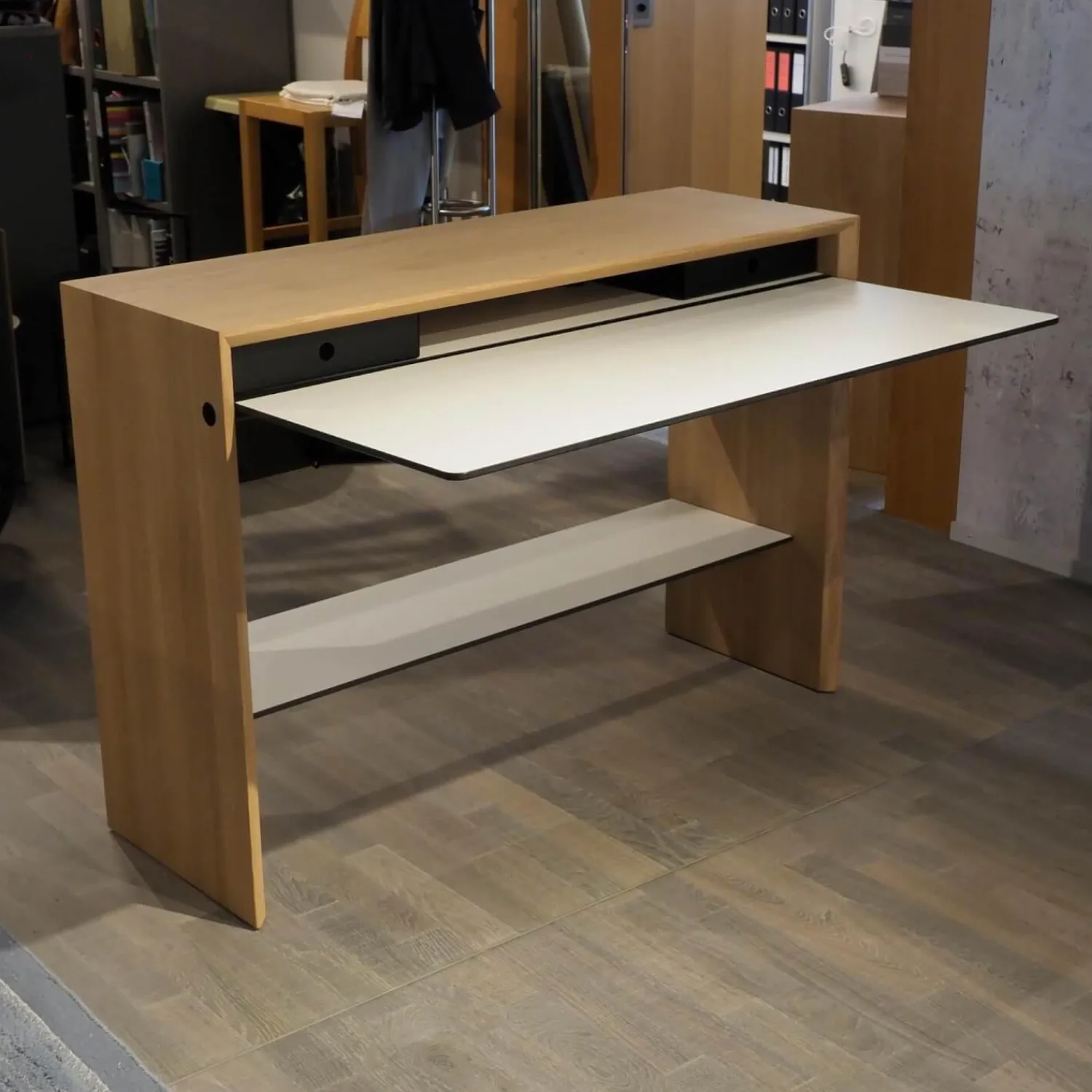 Girsberger Schreibtische & Sekretäre|Schreibtisch La Punt Eiche Massiv Aufgehellt Lackiert Arbeitstablar Klappbar