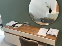 Hülsta Schreibtische & Sekretäre|Schreibtisch Tetrim Front Lack Seidengrau Grau Korpus Echt Natur Furnier Kernnussbaum Inklusive Spiegel