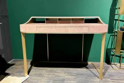 Baxter Schreibtische & Sekretäre|Schreibtisch Yves Tischplatte MDF Leder Kashmir Hell Rose Gestell Messing Matt