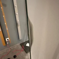 Schönbuch Schuhschränke|Schuhschrank Lack Basisfarbe Asphalt 45 Grau Metalloberfläche Chrom Glänzend Mit Verspiegelter Tür