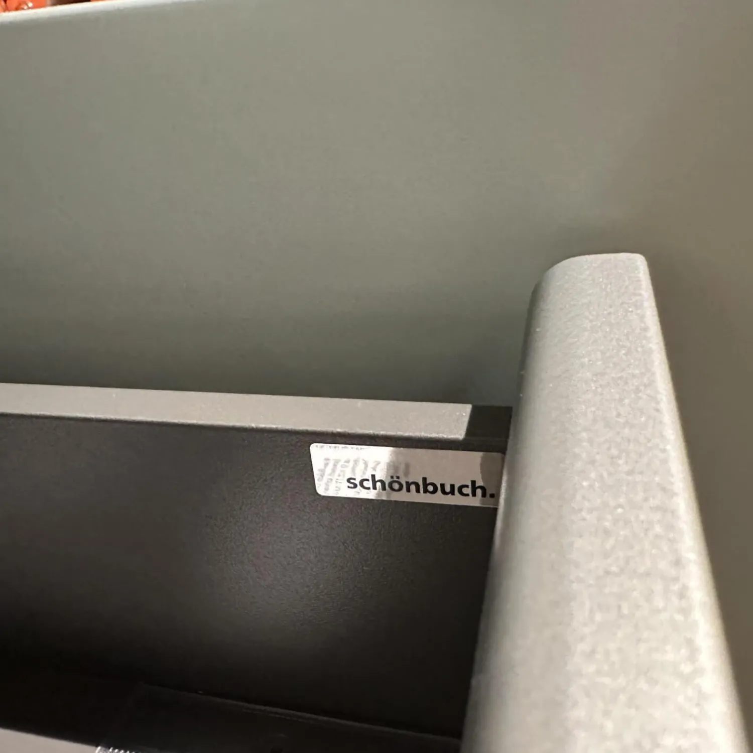 Schönbuch Schuhschränke|Schuhschrank Stripes Lack Akzentfarbe 30 Jade Korpus Melamin Anthrazit