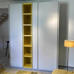 Schönbuch Schuhschränke|Schuhschrank Stripes Weiß Grau Zitronengelb