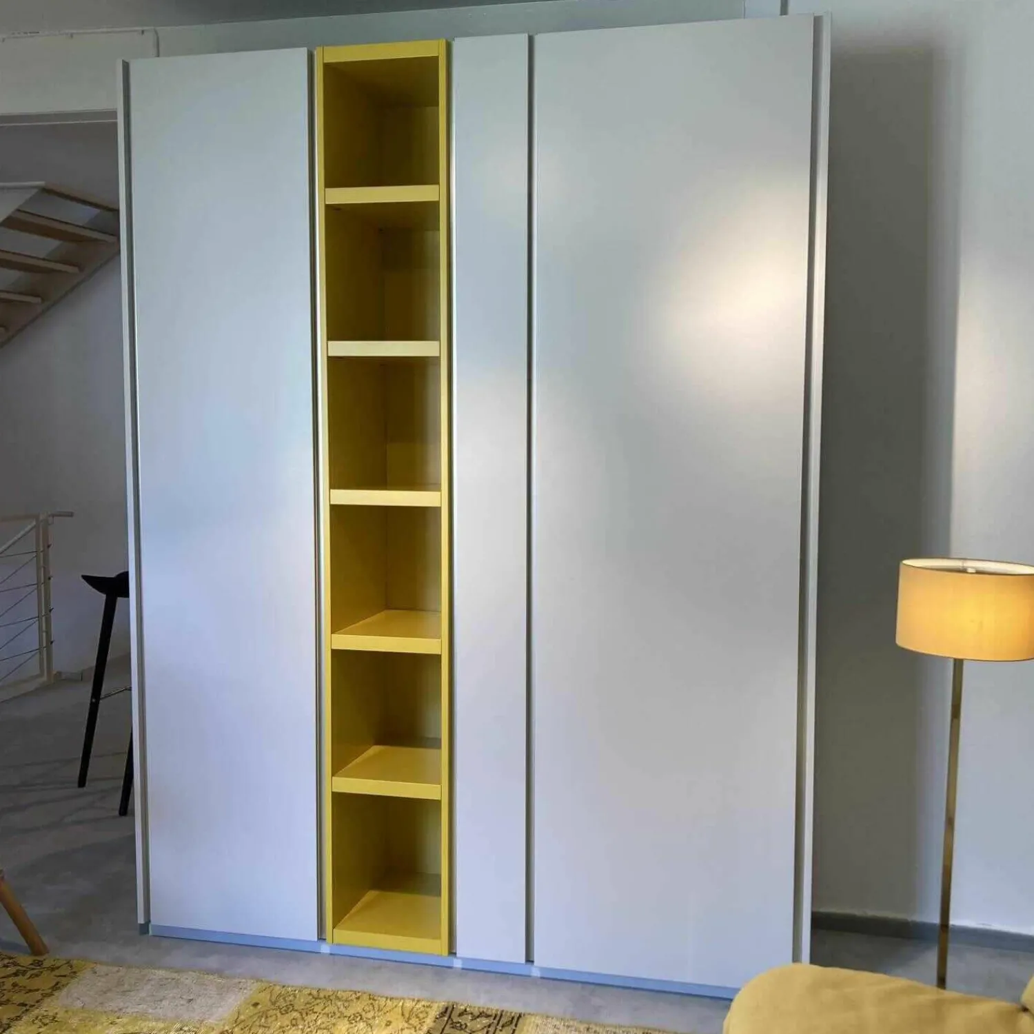 Schönbuch Schuhschränke|Schuhschrank Stripes Weiß Grau Zitronengelb