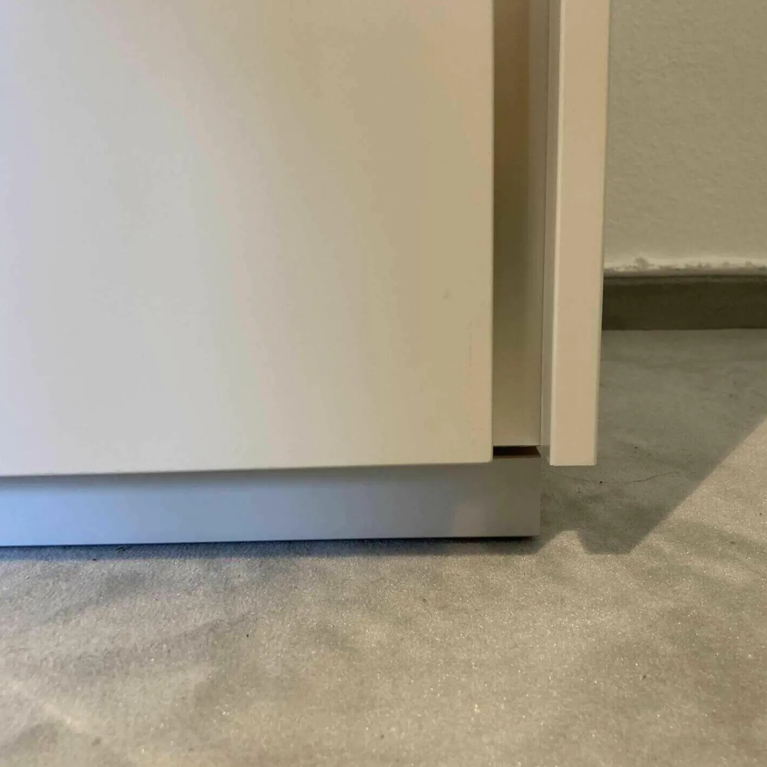 Schönbuch Schuhschränke|Schuhschrank Stripes Weiß Grau Zitronengelb