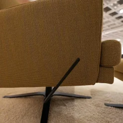 Candy Relaxsessel|Sessel 4585 Stoff JAB 12040 Braun Gelb Sternfußgestell Metall Schwarz Matt Mit Wippfunktion Inklusive Hocker