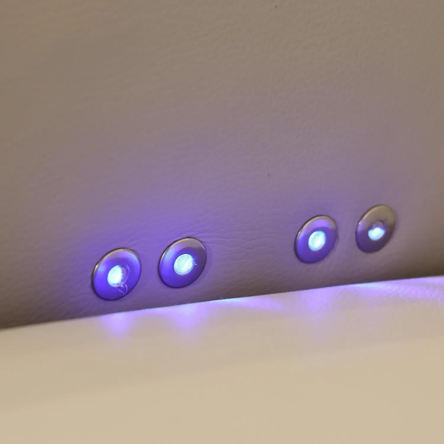 Rom Relaxsessel|Sessel Alva Leder Montana Pearl Beige Sternfuß Metall Schwarz