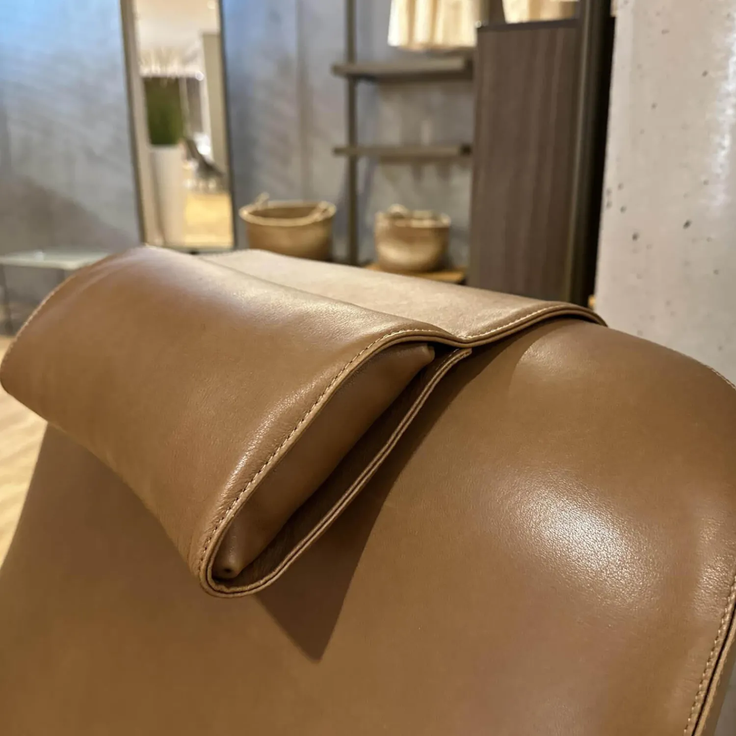 Maxalto Relaxsessel|Sessel Apta Kalos 9750N Leder Kasla KS360 Hellbraun Inklusive Hocker und Kopfstütze