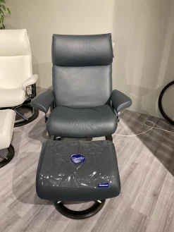 Stressless Relaxsessel|Sessel Aura L Leder Paloma 31 Shadow Blue Dunkelblau Gestell Signature Holz Schwarz