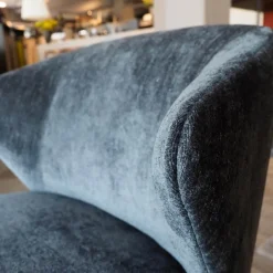 Montis Loungesessel|Sessel Back Me Up Salon Stoff Miller Grau-Blau Gestell Esche Carbon Schwarz