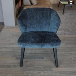 Montis Loungesessel|Sessel Back Me Up Salon Stoff Miller Grau-Blau Gestell Esche Carbon Schwarz