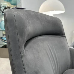 Minotti Loungesessel|Sessel Belt Bergere Leder Pelle Nabuk 29 Ghisa Grau Gestell Aluminium Glänzend Lackiert Brandy Grau