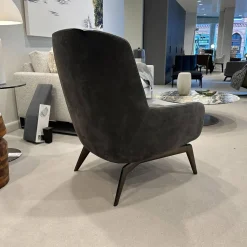 Minotti Loungesessel|Sessel Belt Bergere Leder Pelle Nabuk 29 Ghisa Grau Gestell Aluminium Glänzend Lackiert Brandy Grau