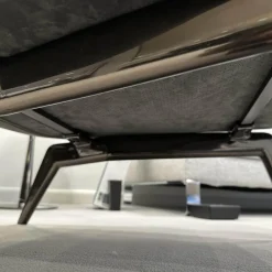 Minotti Loungesessel|Sessel Belt Bergere Leder Pelle Nabuk 29 Ghisa Grau Gestell Aluminium Glänzend Lackiert Brandy Grau