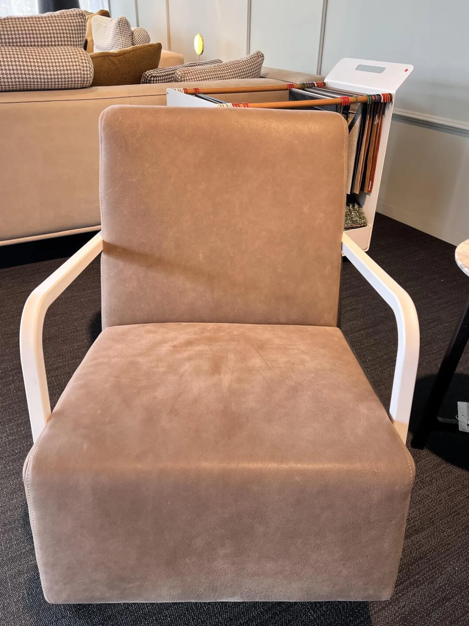 Durlet Loungesessel|Sessel Bertus Leder Tundra 600 Choco Braun Metallgestell Weiß Lackiert