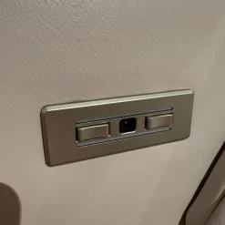 Gealux Relaxsessel|Sessel Best Choice Drenthe Small Bezug Leder Polo 1027 Weiß Creme Gestell X 60 Chrom Gebürstet Elektrisch Verstellbar 2 Motoren