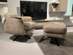 Cierre Relaxsessel|Sessel Boheme Leder Natural Velours Seppia Gestell Schwarz Drehbar mit Hocker