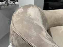 Cierre Relaxsessel|Sessel Boheme Leder Natural Velours Seppia Gestell Schwarz Drehbar mit Hocker