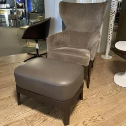 Molteni & C Relaxsessel|Sessel Chelsea CP0 1 Stoff Kubrick K 1930 Grau Gestell Eukalyptus Mit Hocker Leder Luxor L1364